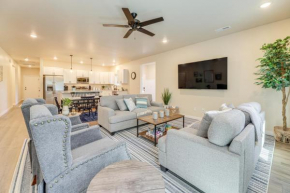 Family-Friendly Florence Home 3 Mi to the Coast!
